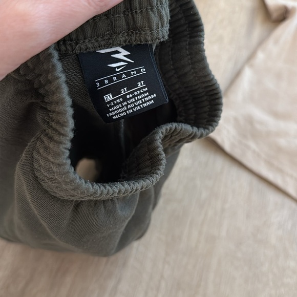 Nike Set - Picture 4 of 4